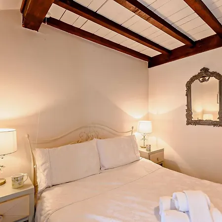 3 Bed In 93088 Holiday home