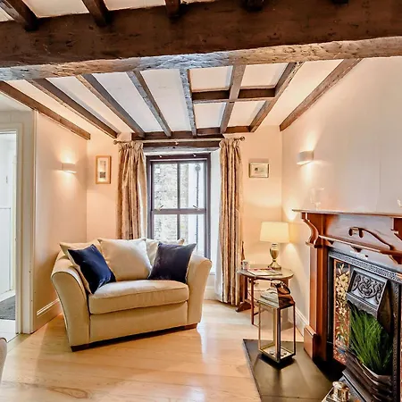 3 Bed In 93088