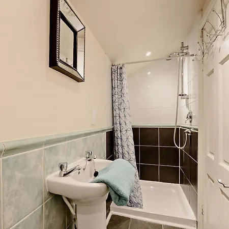 3 Bed In 93088 * Bowness-on-Windermere